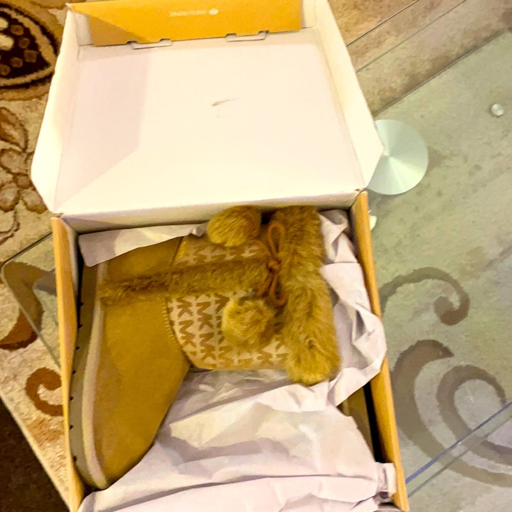Fashion girls boots